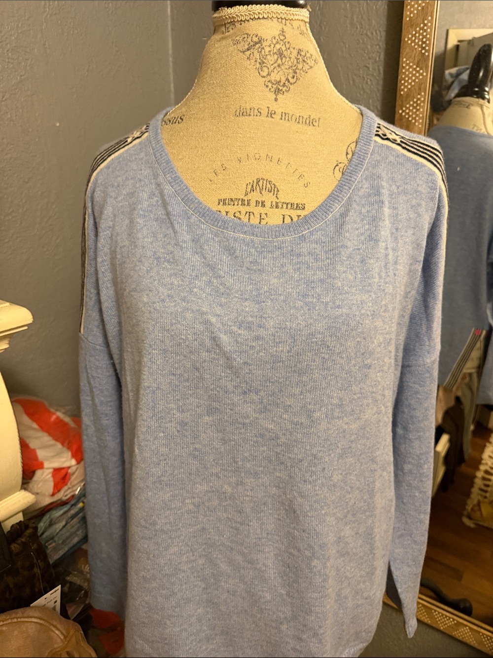 Label + thread | Cashmere Light blue Sweater with stripe detail